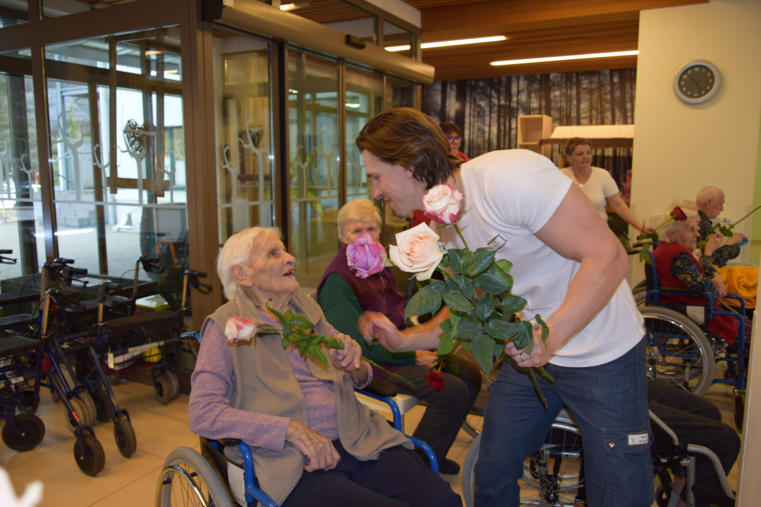 Praznovanje dan žena in mučenikov