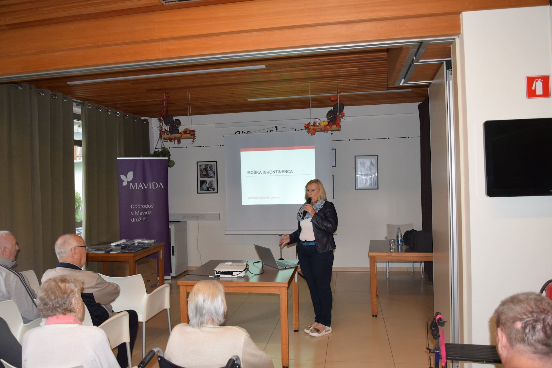 Predavanje o inkontinenci v avli