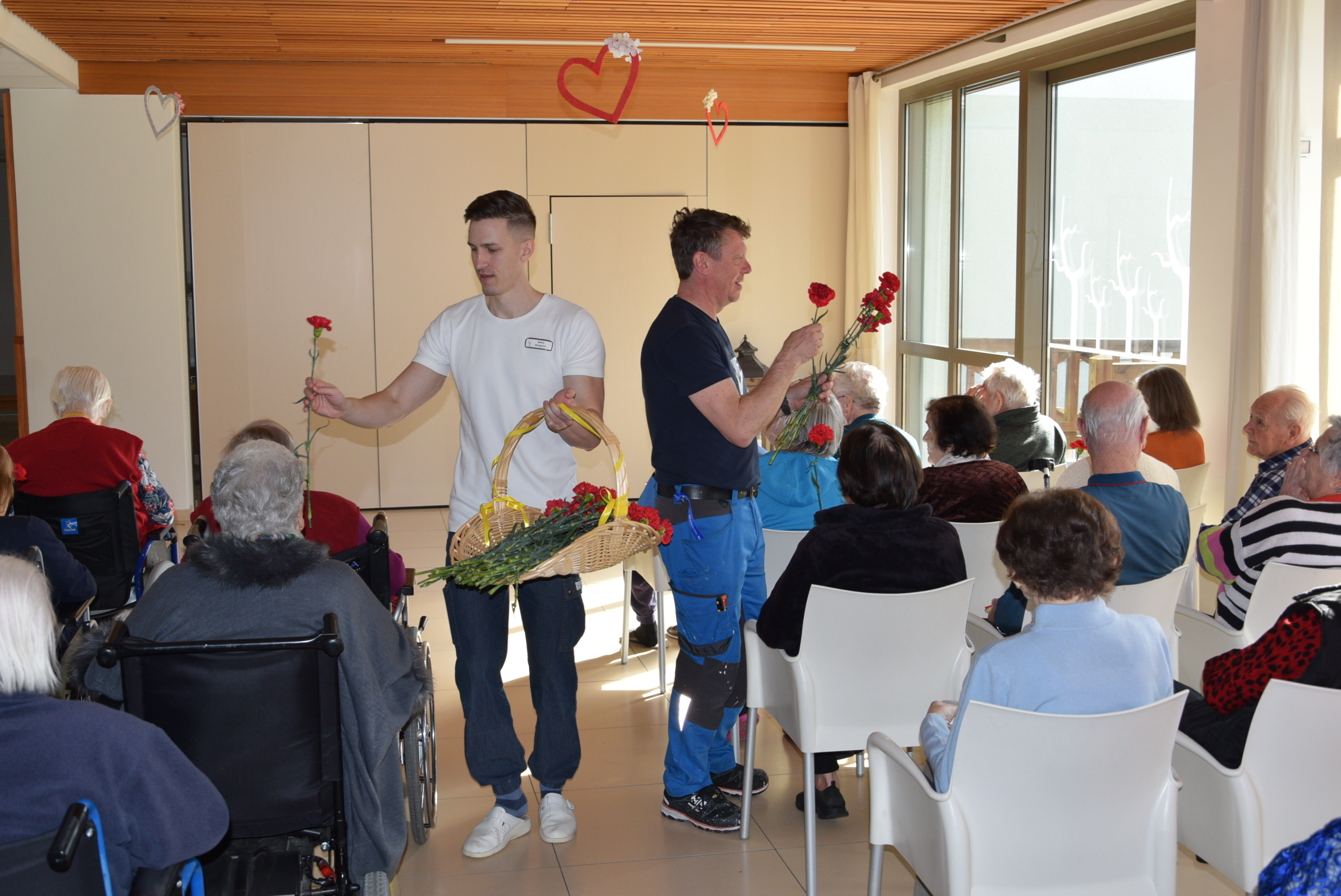 Proslava ob dnevu žena in mučenikov v avli