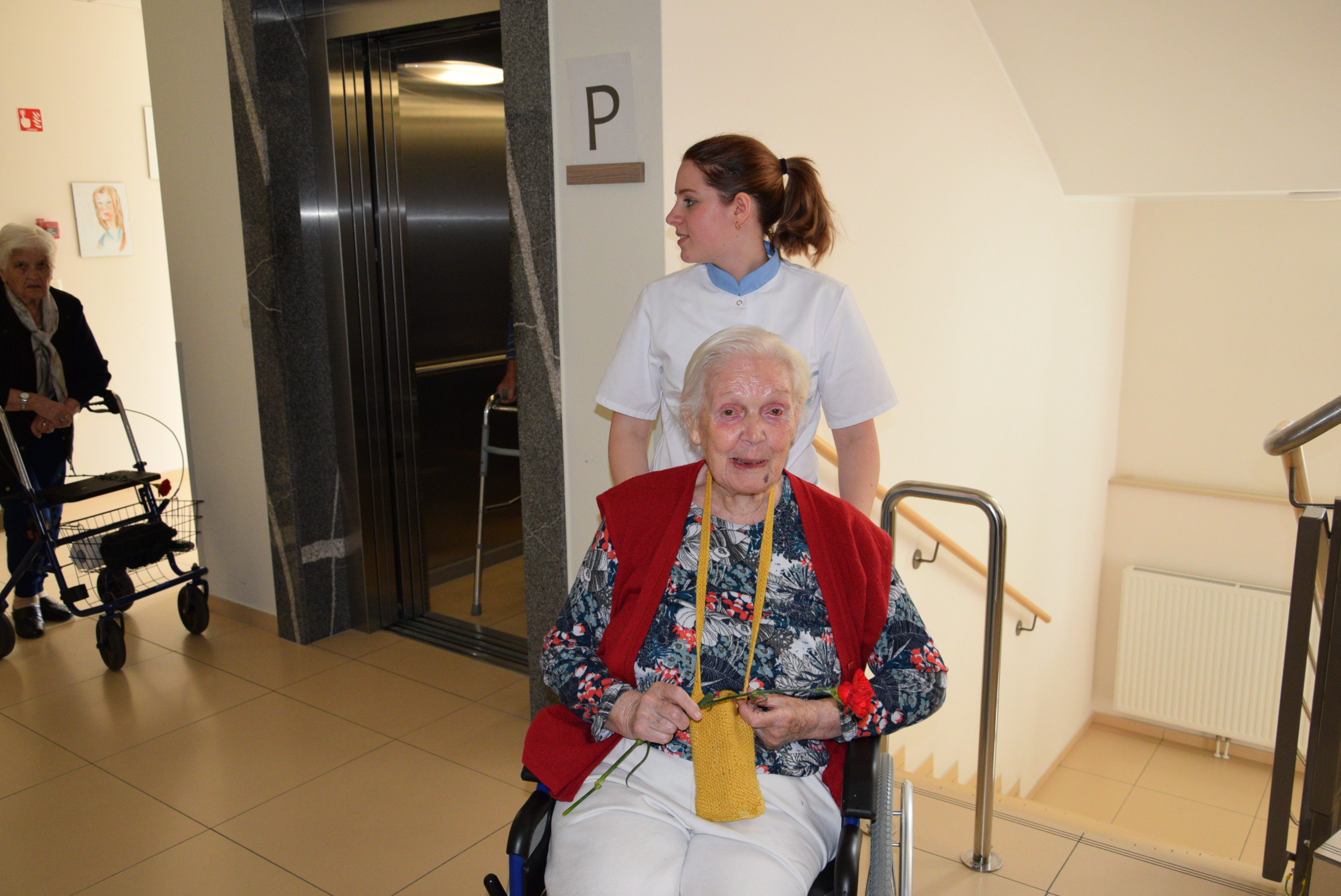 Proslava ob dnevu žena in mučenikov v avli