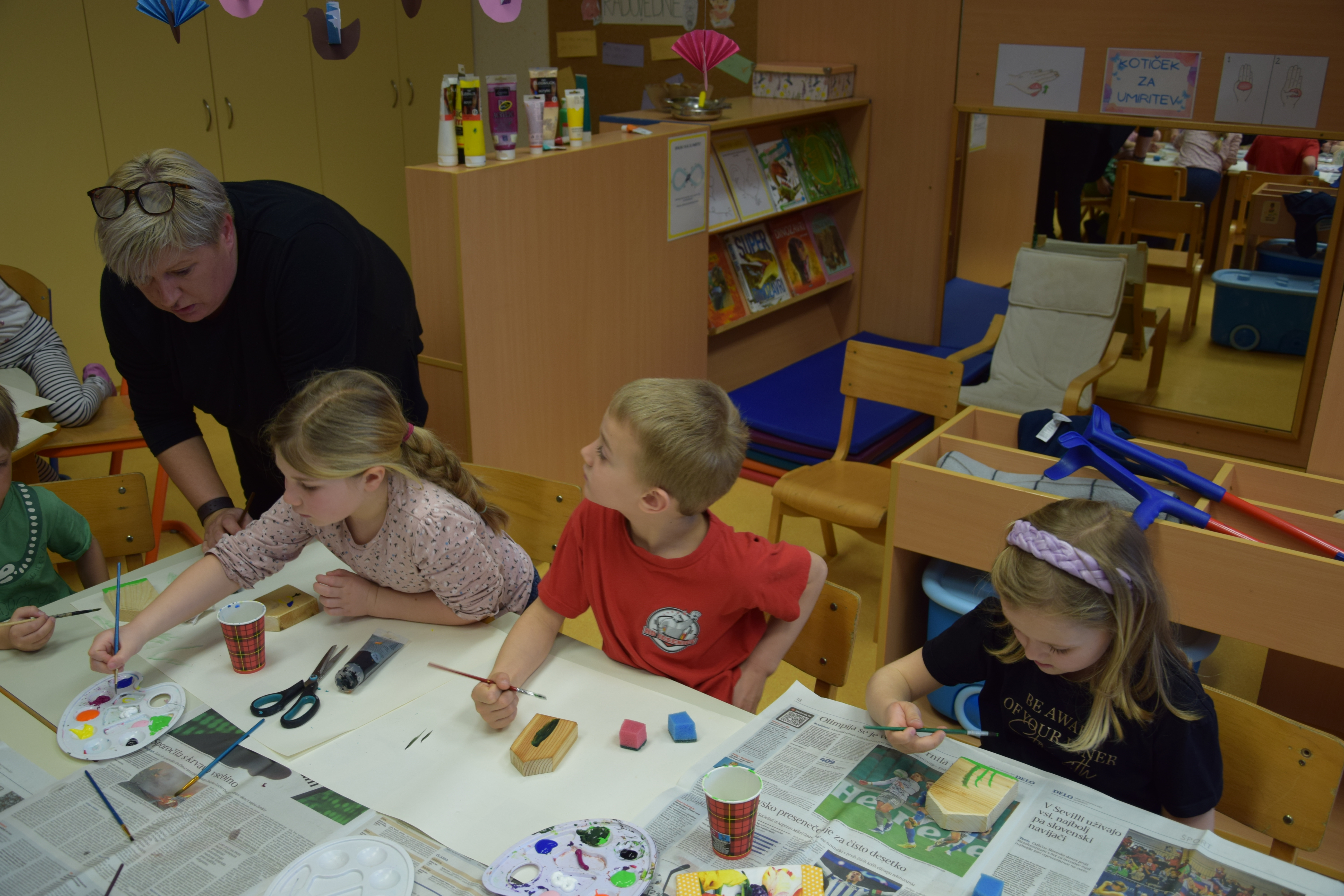 Ptički se ženijo v OŠ Mojstrana