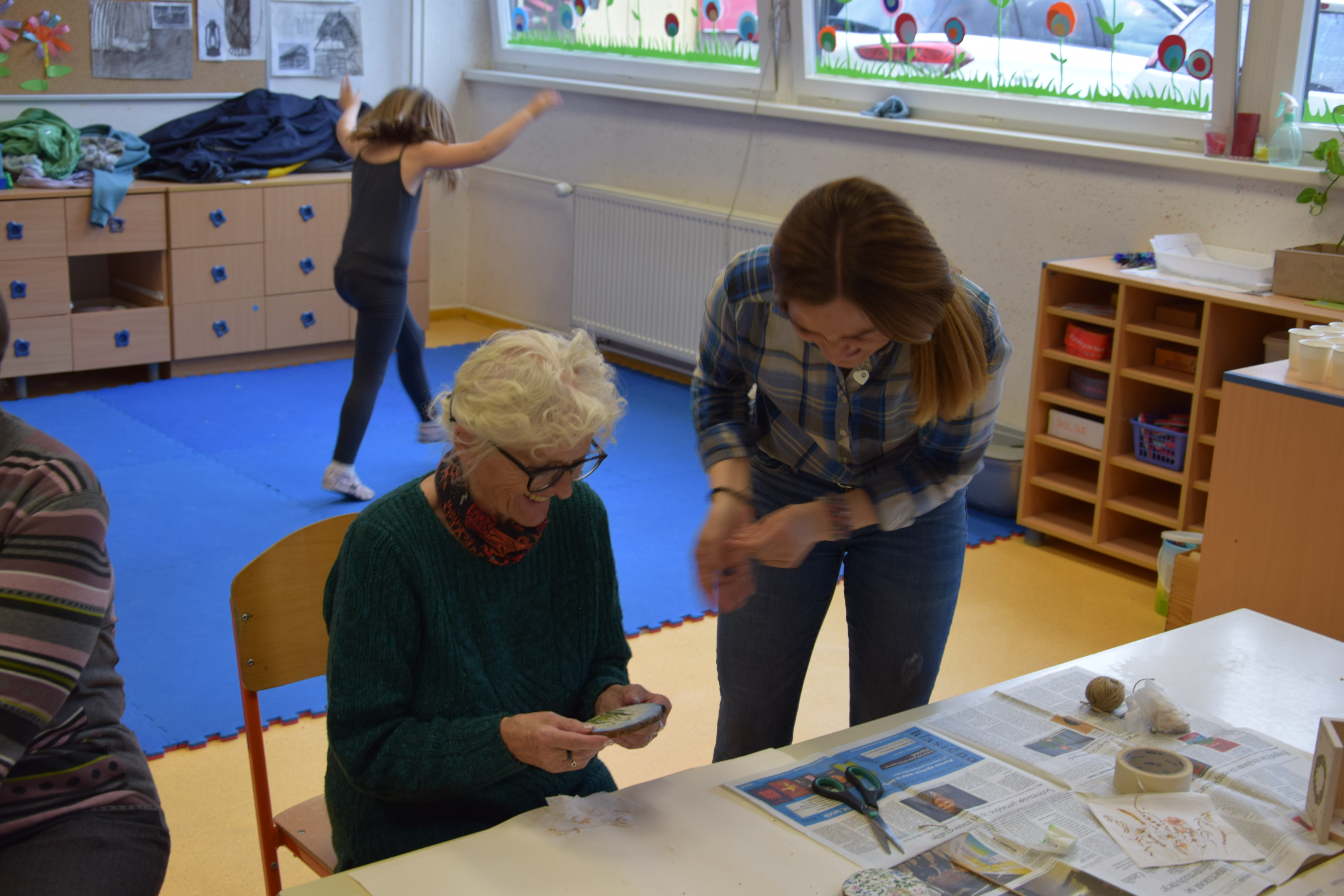Ptički se ženijo v OŠ Mojstrana