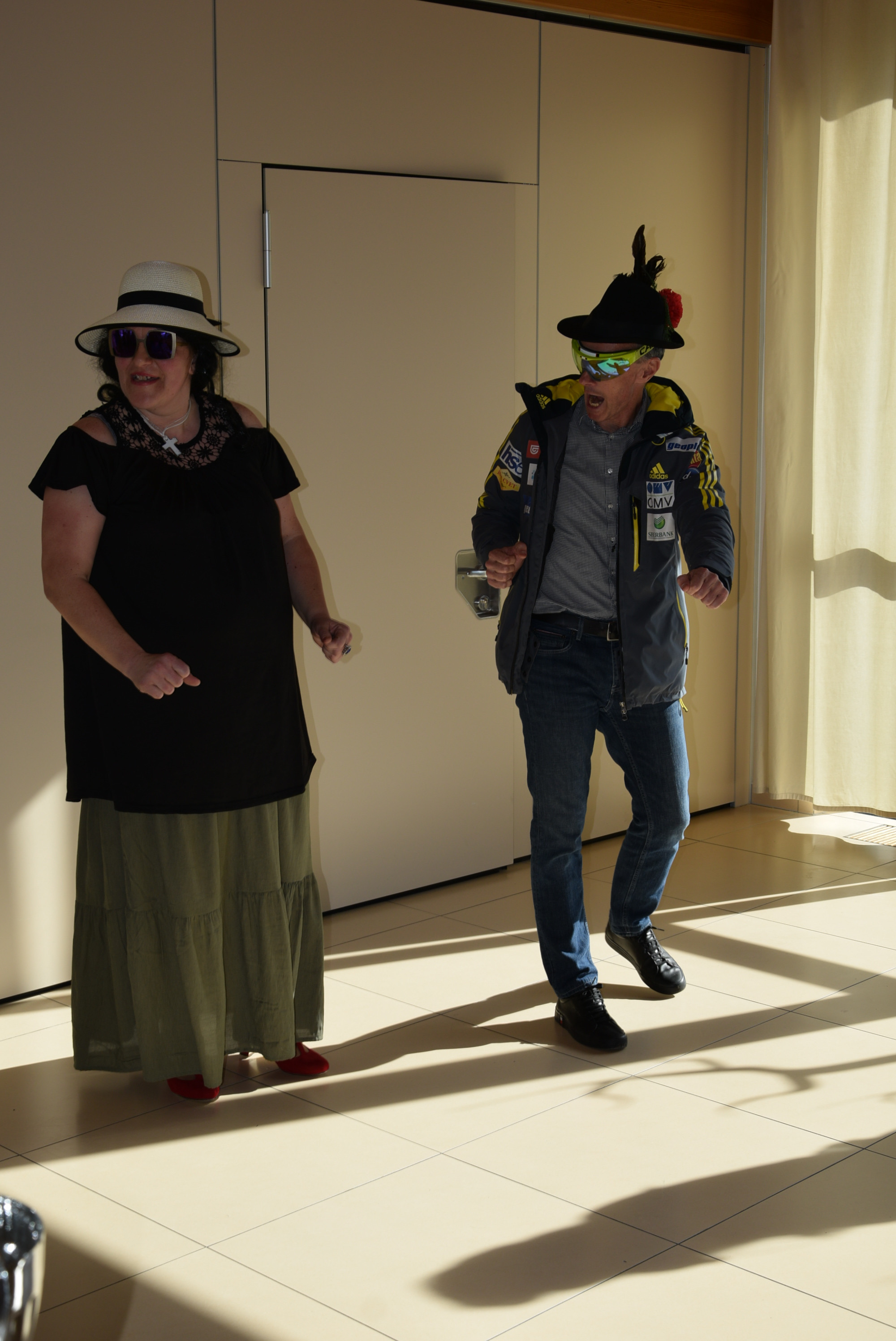 Pust: Izbor za pesem Viharnika v avli