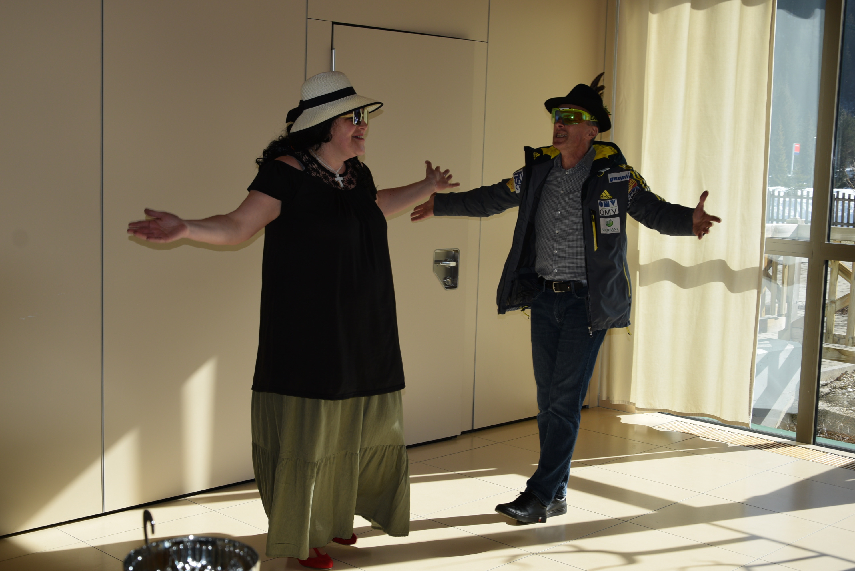 Pust: Izbor za pesem Viharnika v avli