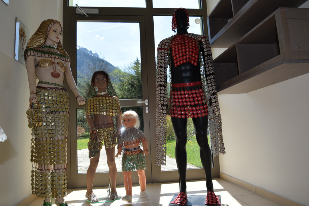 Razstava z naslovom Kreacije