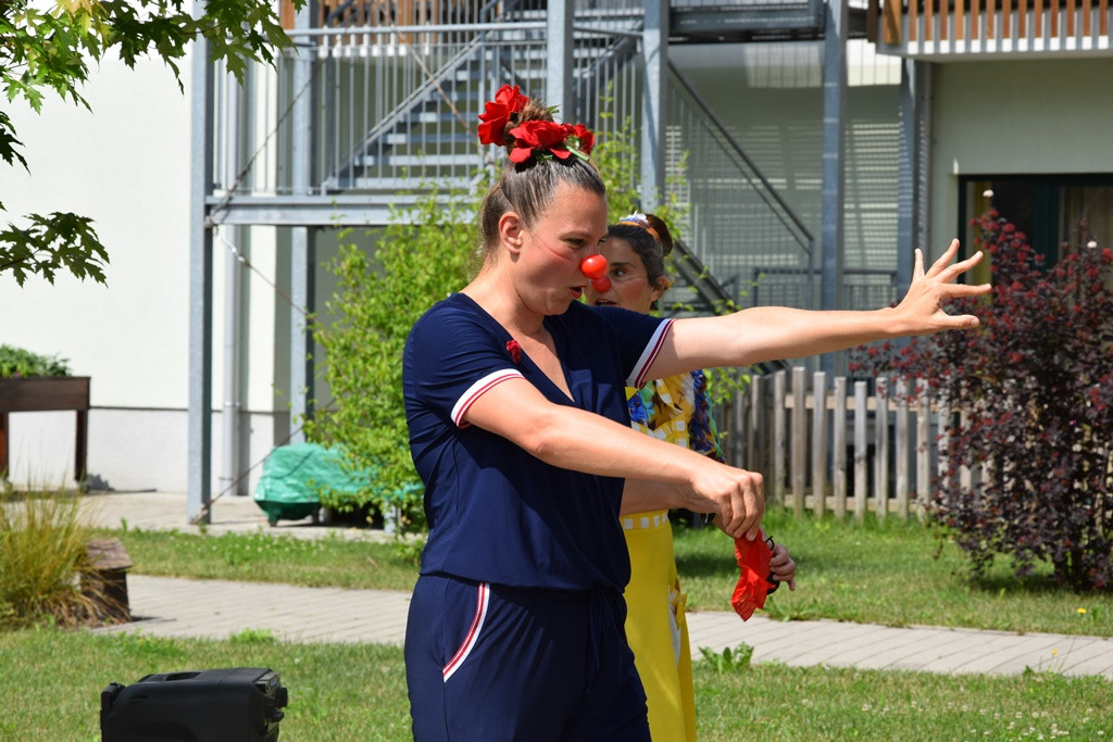 Rdeči noski v Viharniku