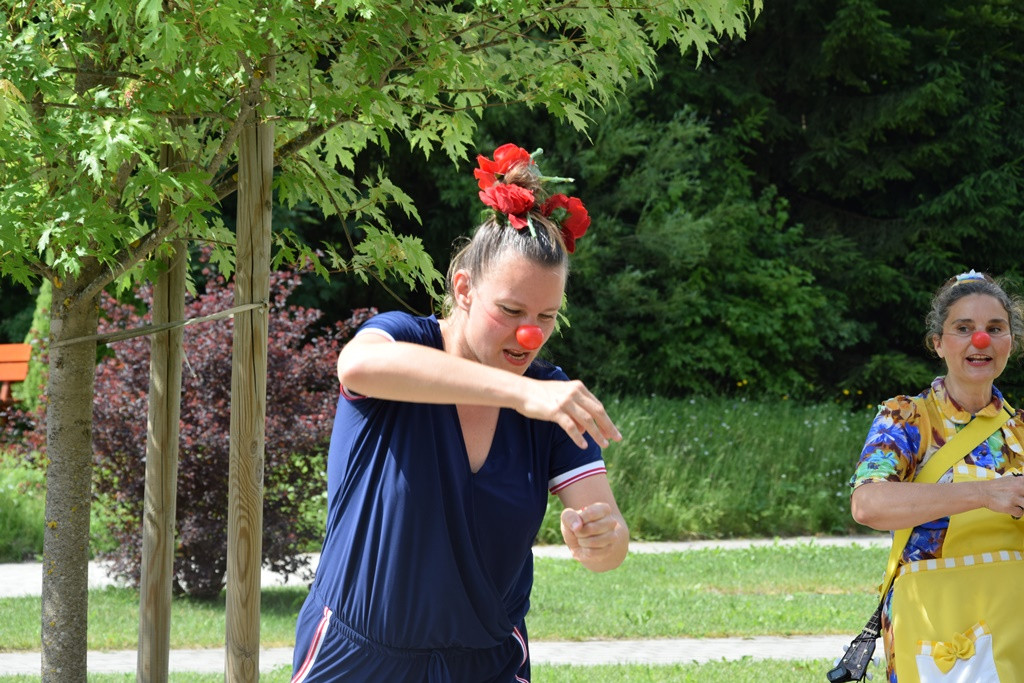 Rdeči noski v Viharniku