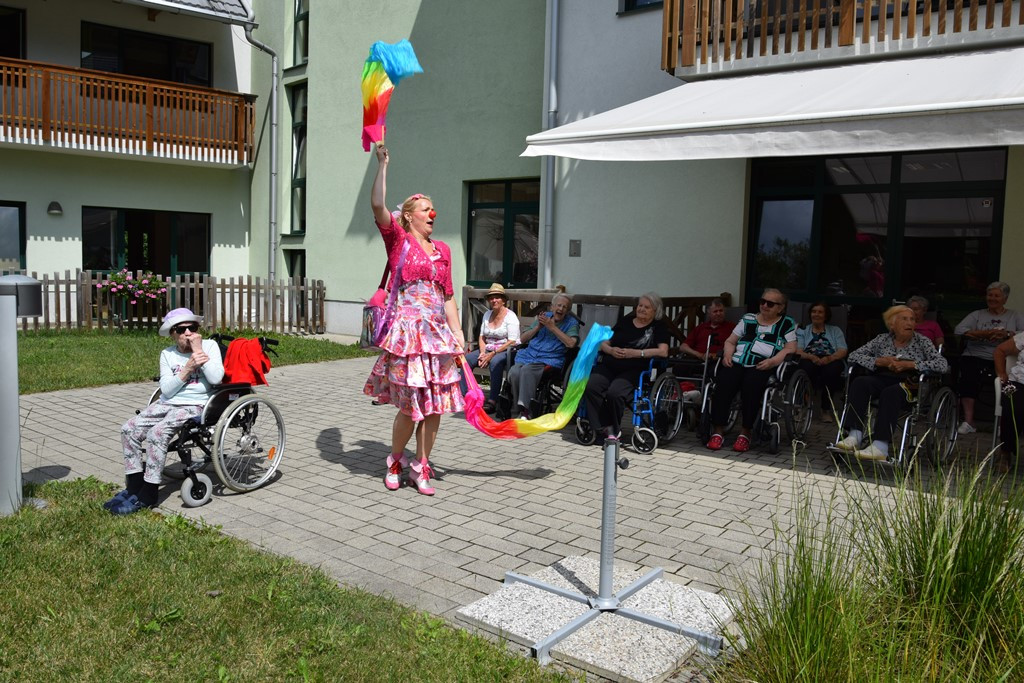 Rdeči noski v Viharniku