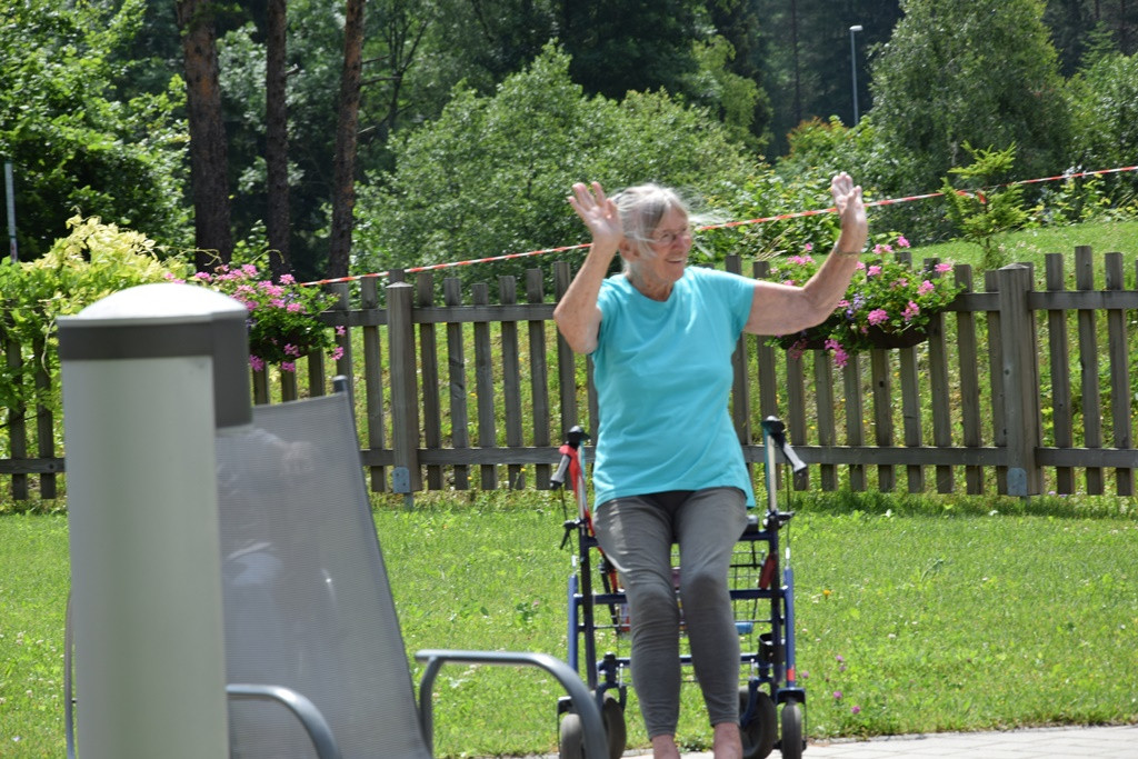 Rdeči noski v Viharniku