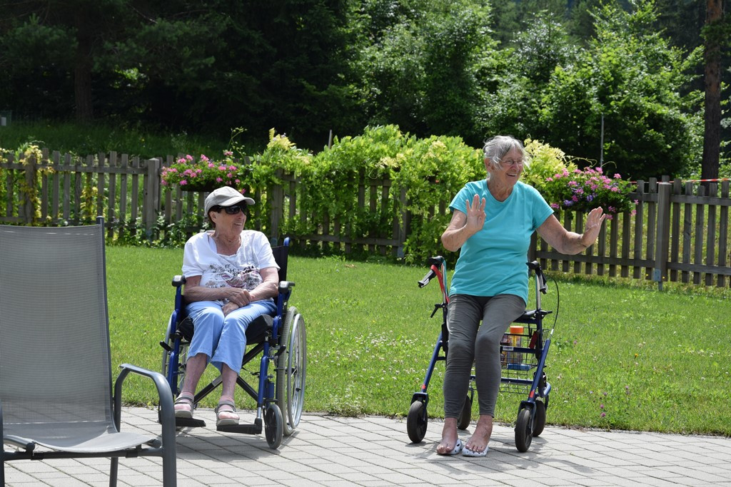 Rdeči noski v Viharniku