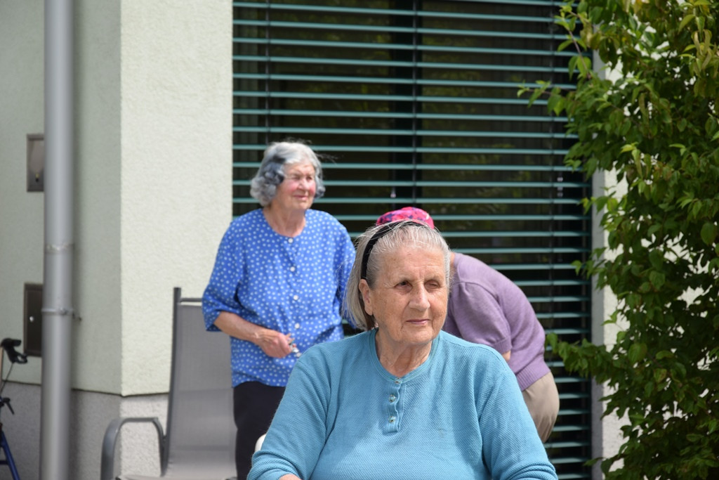 Rdeči noski v Viharniku