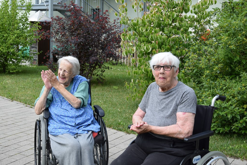 Rdeči noski v Viharniku