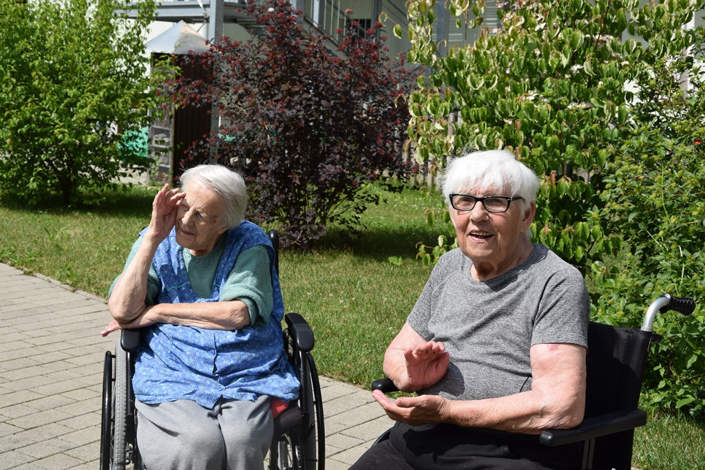 Rdeči noski v Viharniku