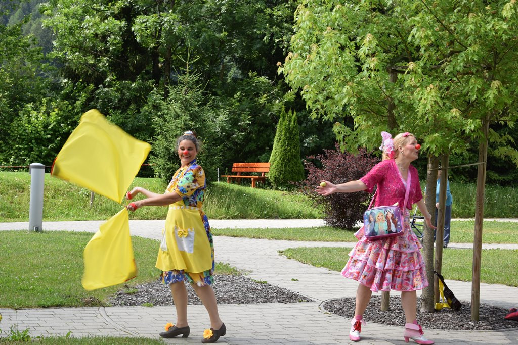 Rdeči noski v Viharniku