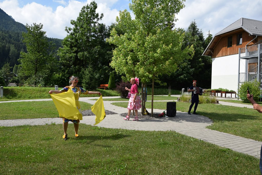 Rdeči noski v Viharniku