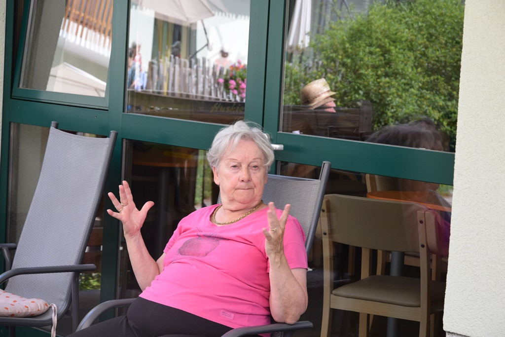 Rdeči noski v Viharniku