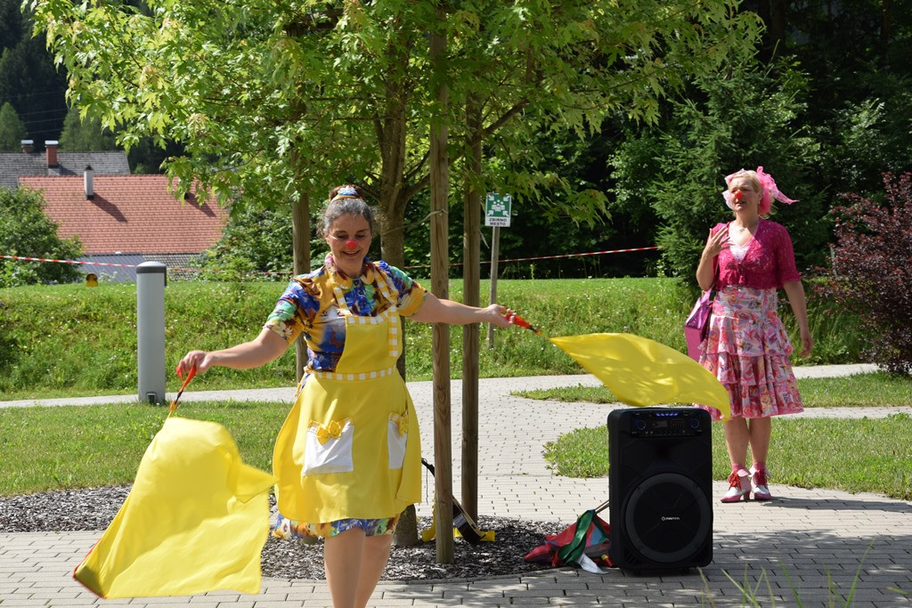 Rdeči noski v Viharniku