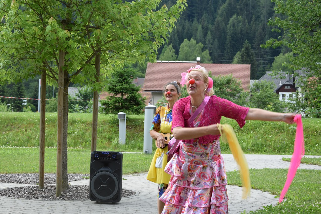 Rdeči noski v Viharniku