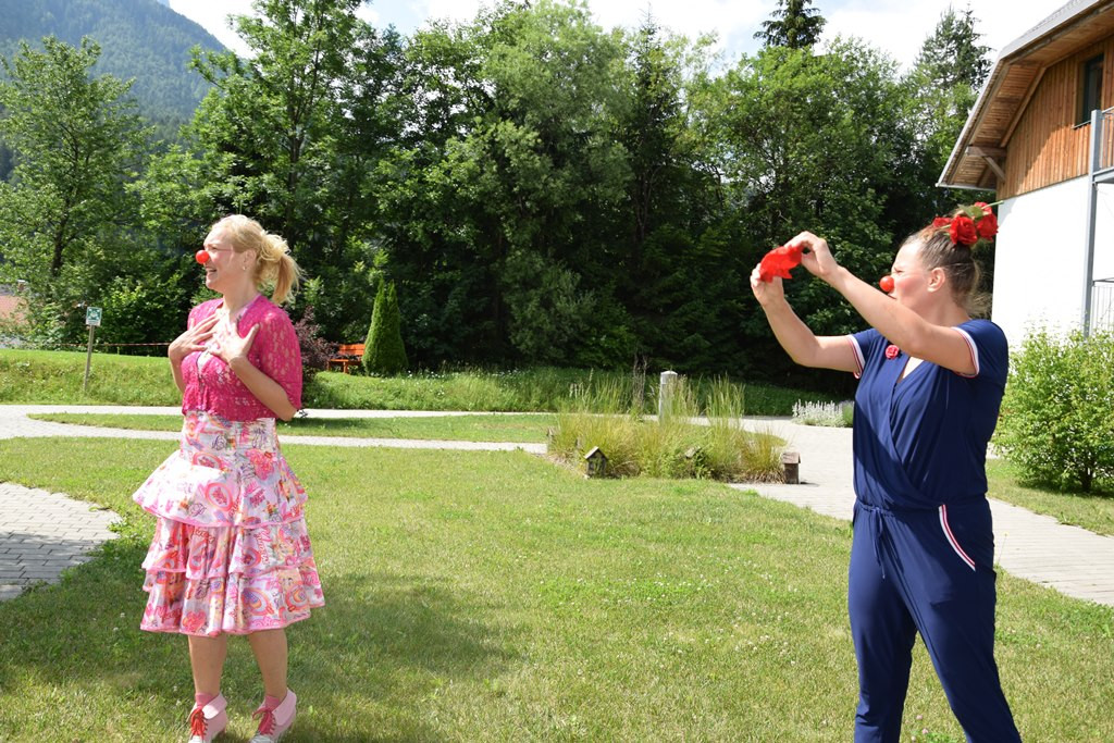 Rdeči noski v Viharniku