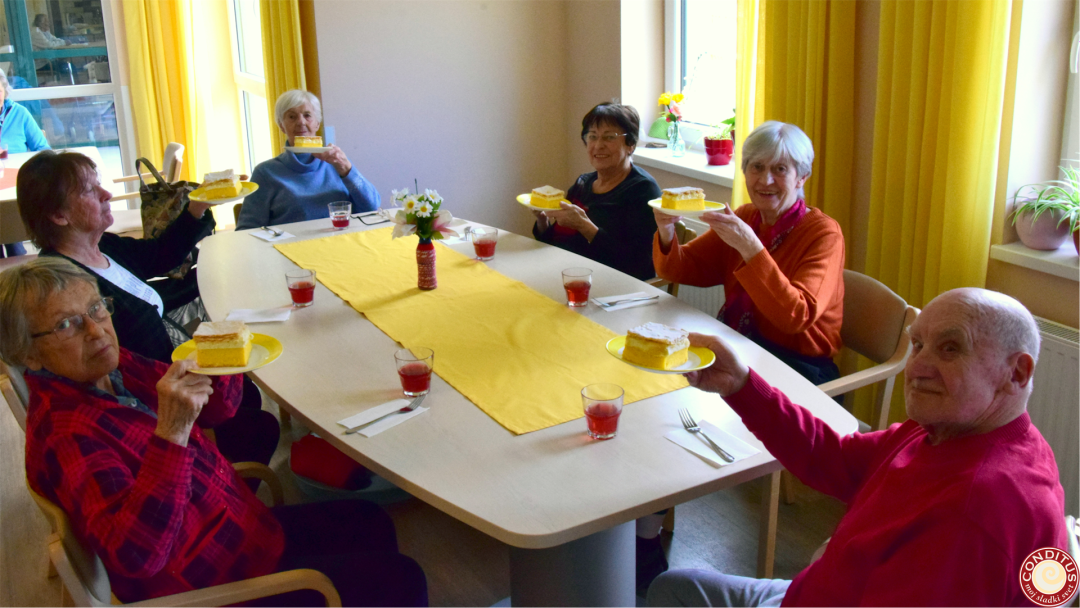 S kremnimi rezinami v lepši dan