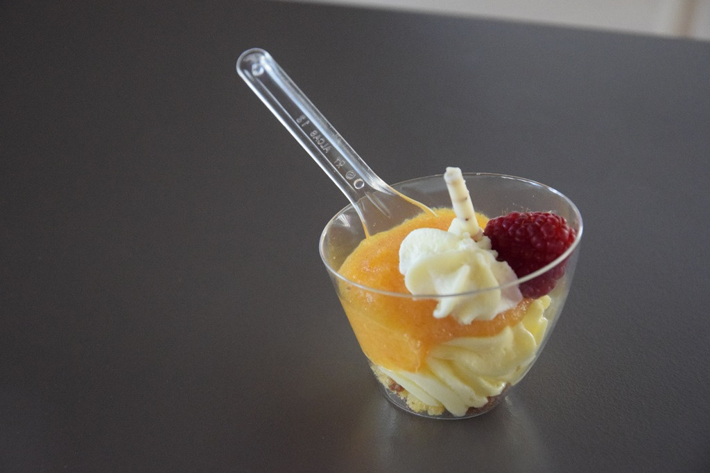 S srcem v dlani na valentinov ples