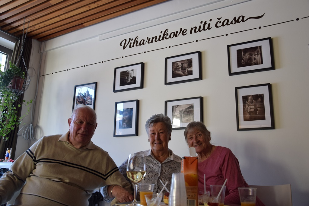 S srcem v dlani na valentinov ples