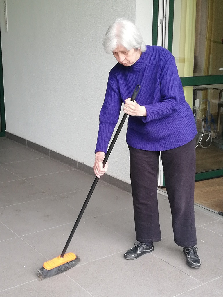 Saditev rož in našega garklca