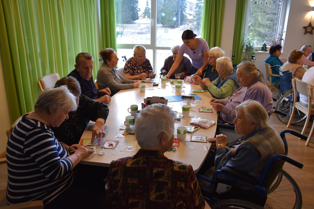 Skok v veseli december