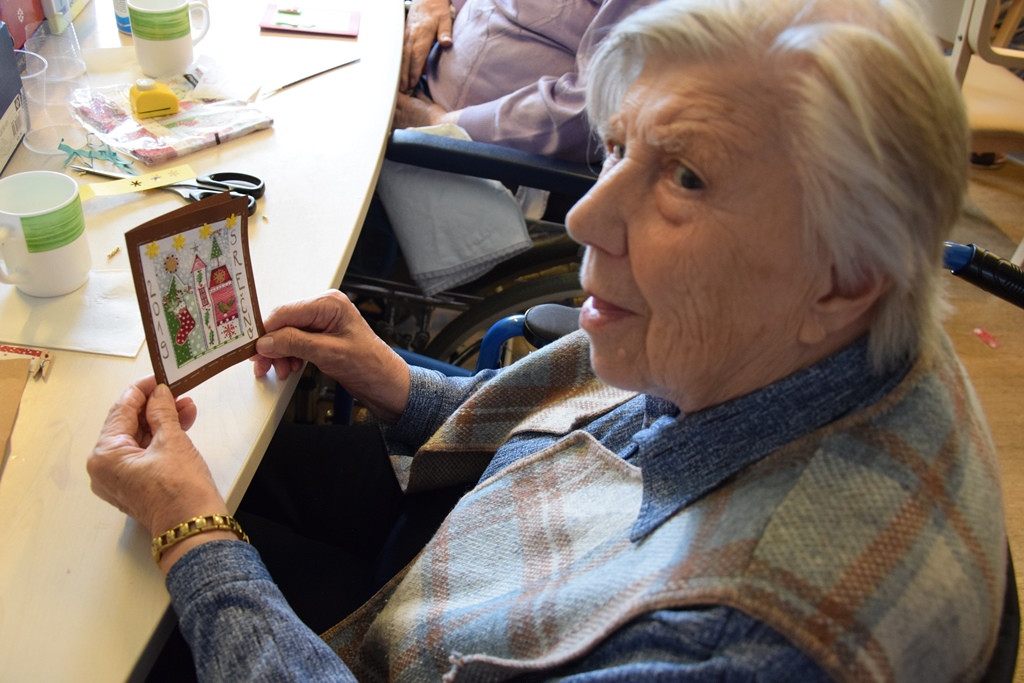 Skok v veseli december