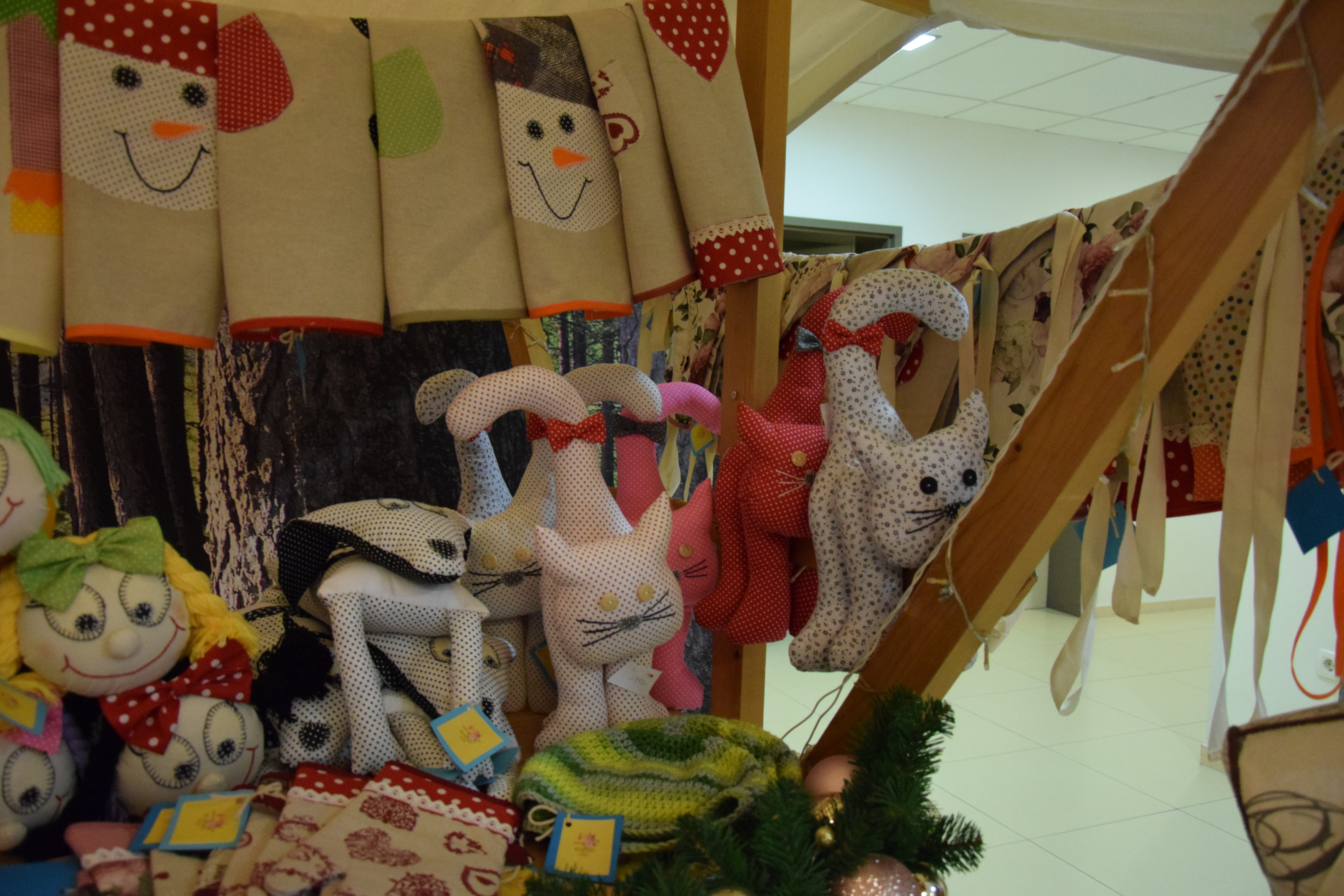 Slavnostna otvoritev Bazarja v avli