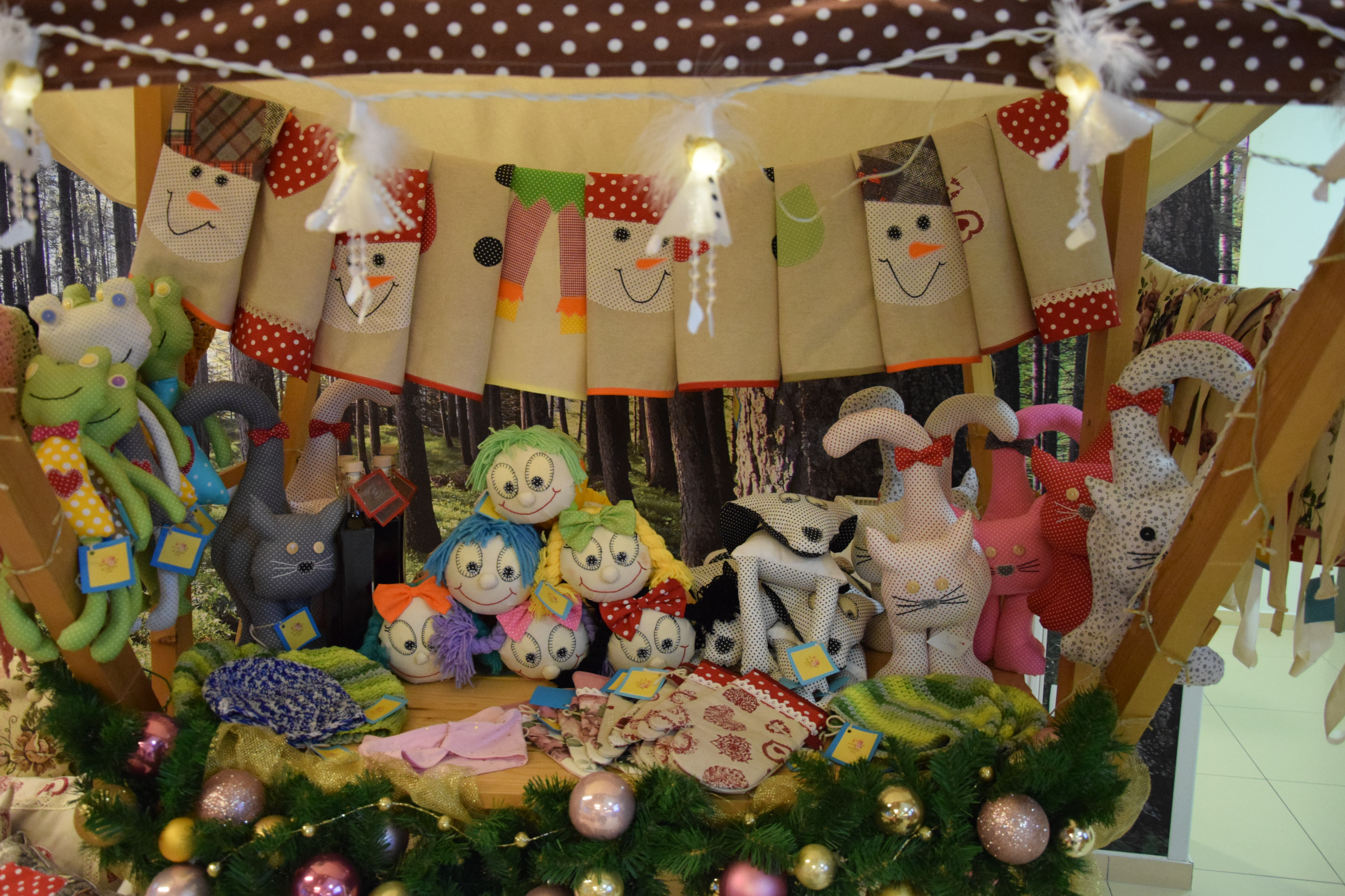 Slavnostna otvoritev Bazarja v avli