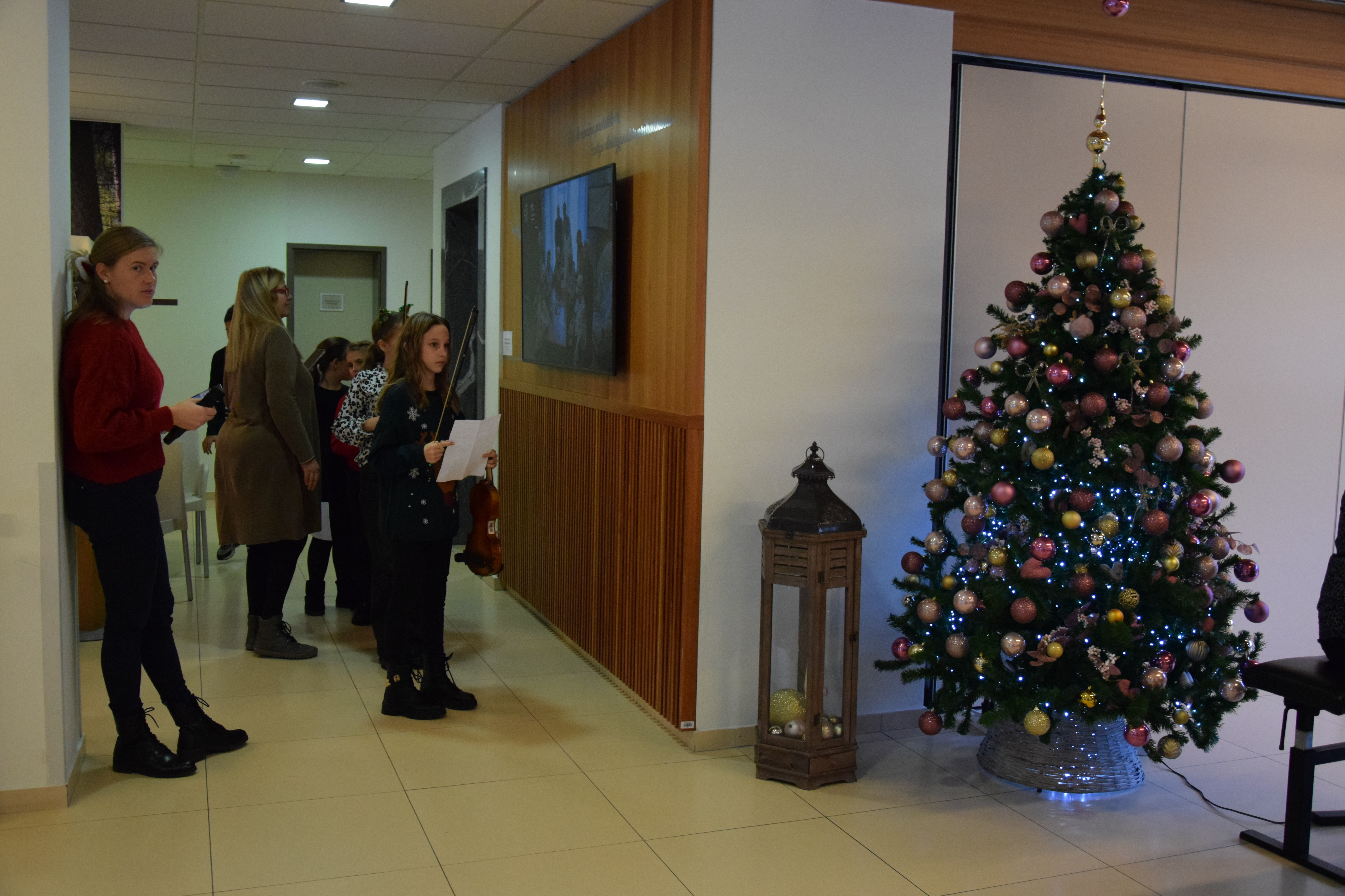 Slavnostna otvoritev Bazarja v avli