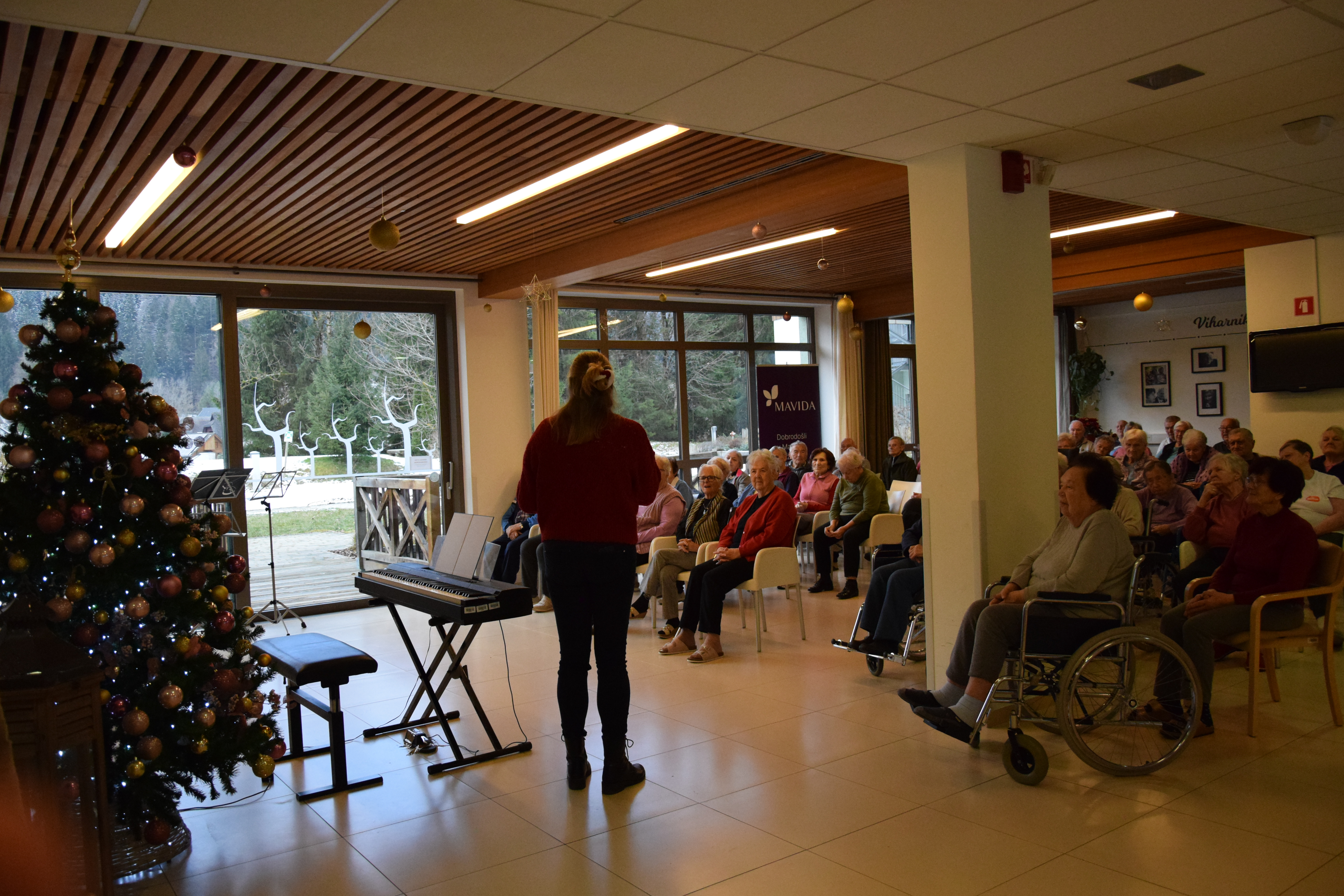 Slavnostna otvoritev Bazarja v avli