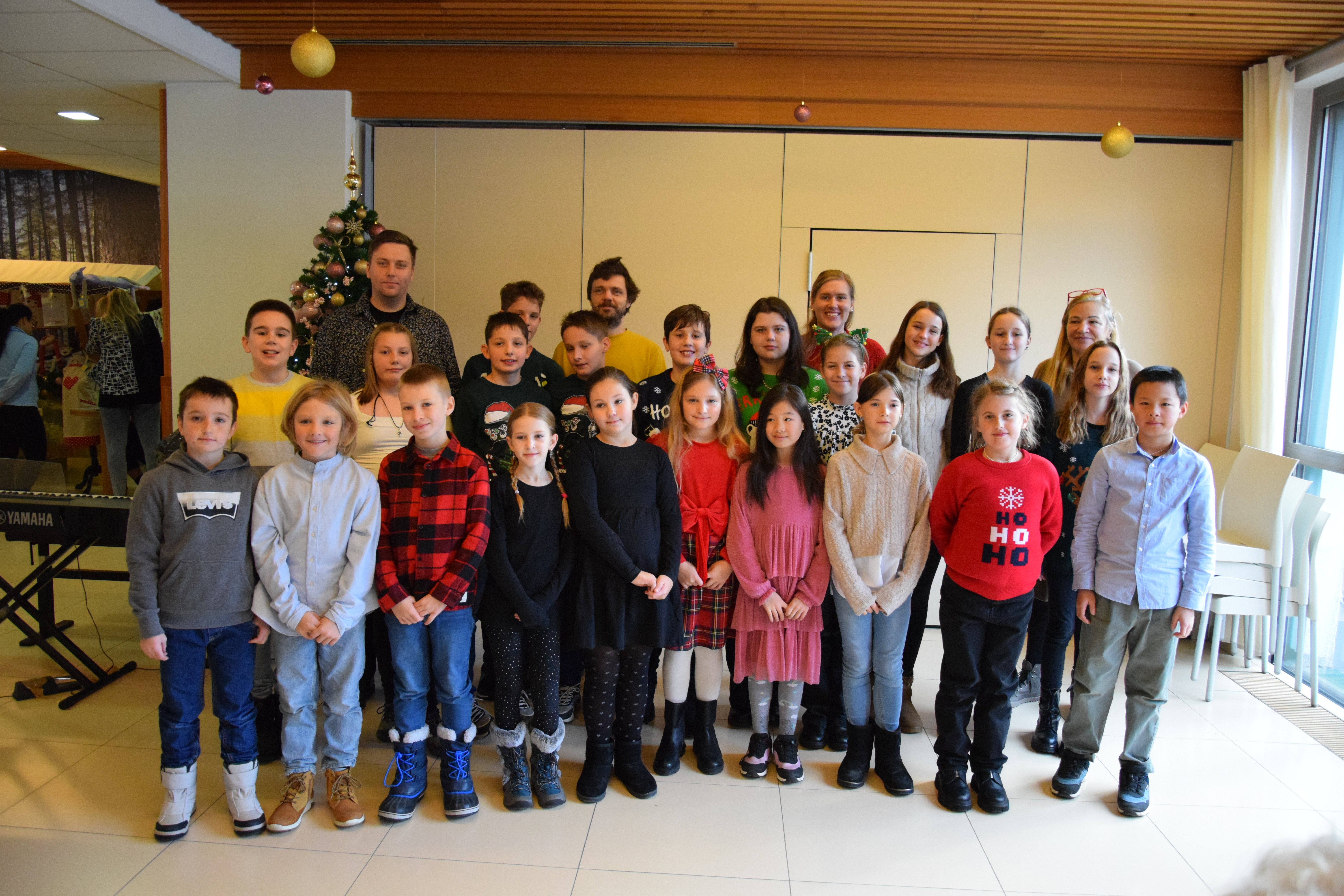 Slavnostna otvoritev Bazarja v avli