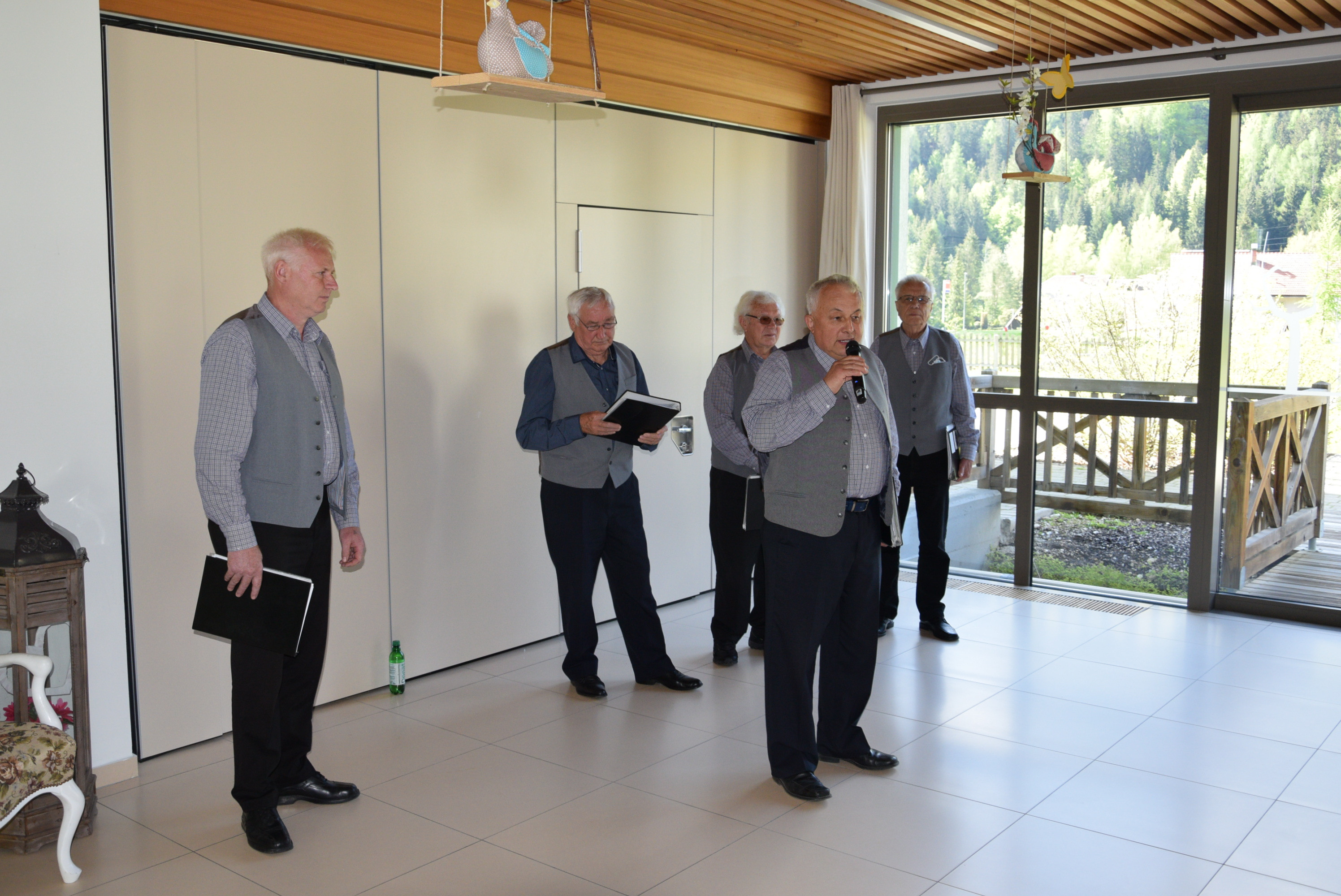 Slovenski teden v Viharniku