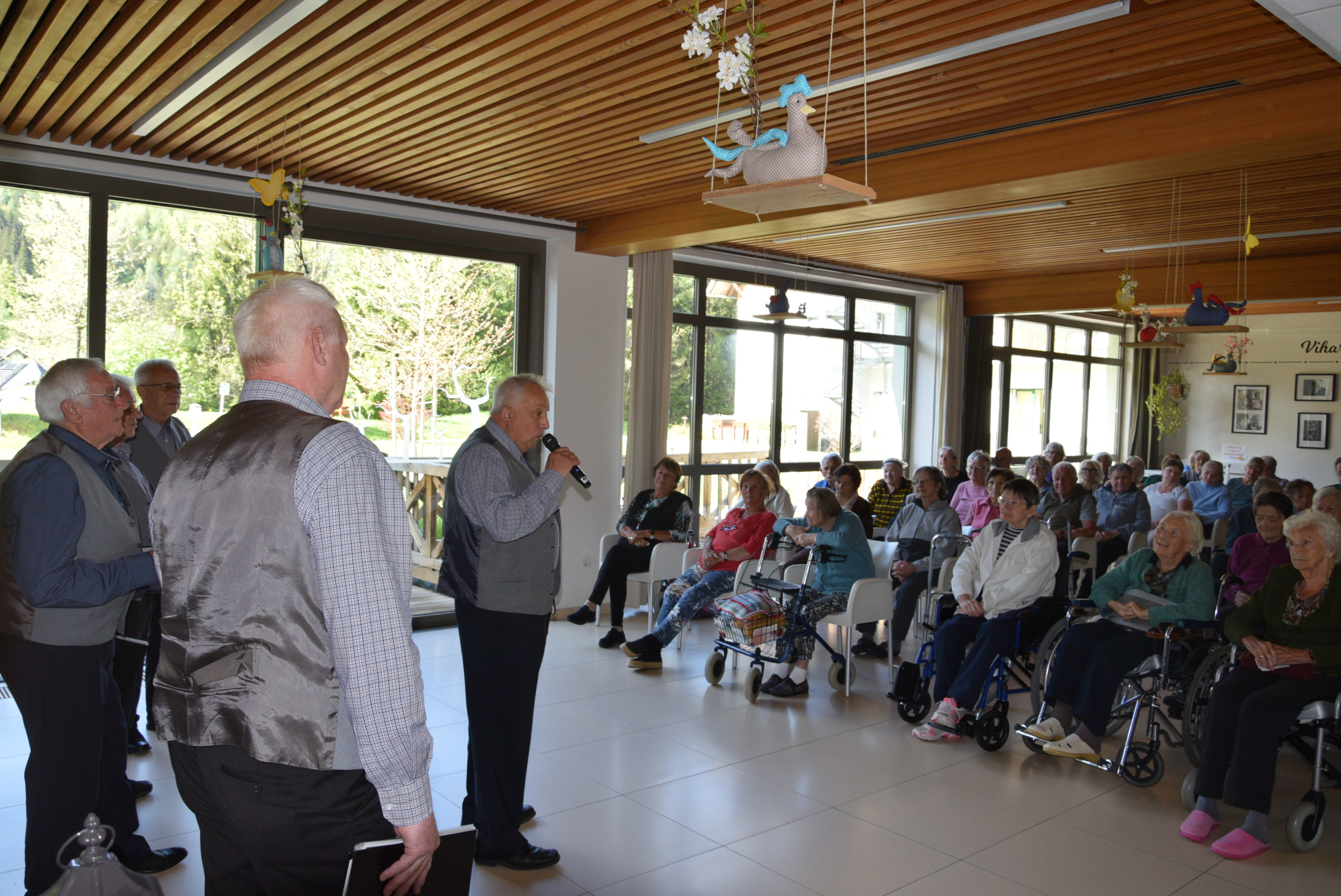 Slovenski teden v Viharniku