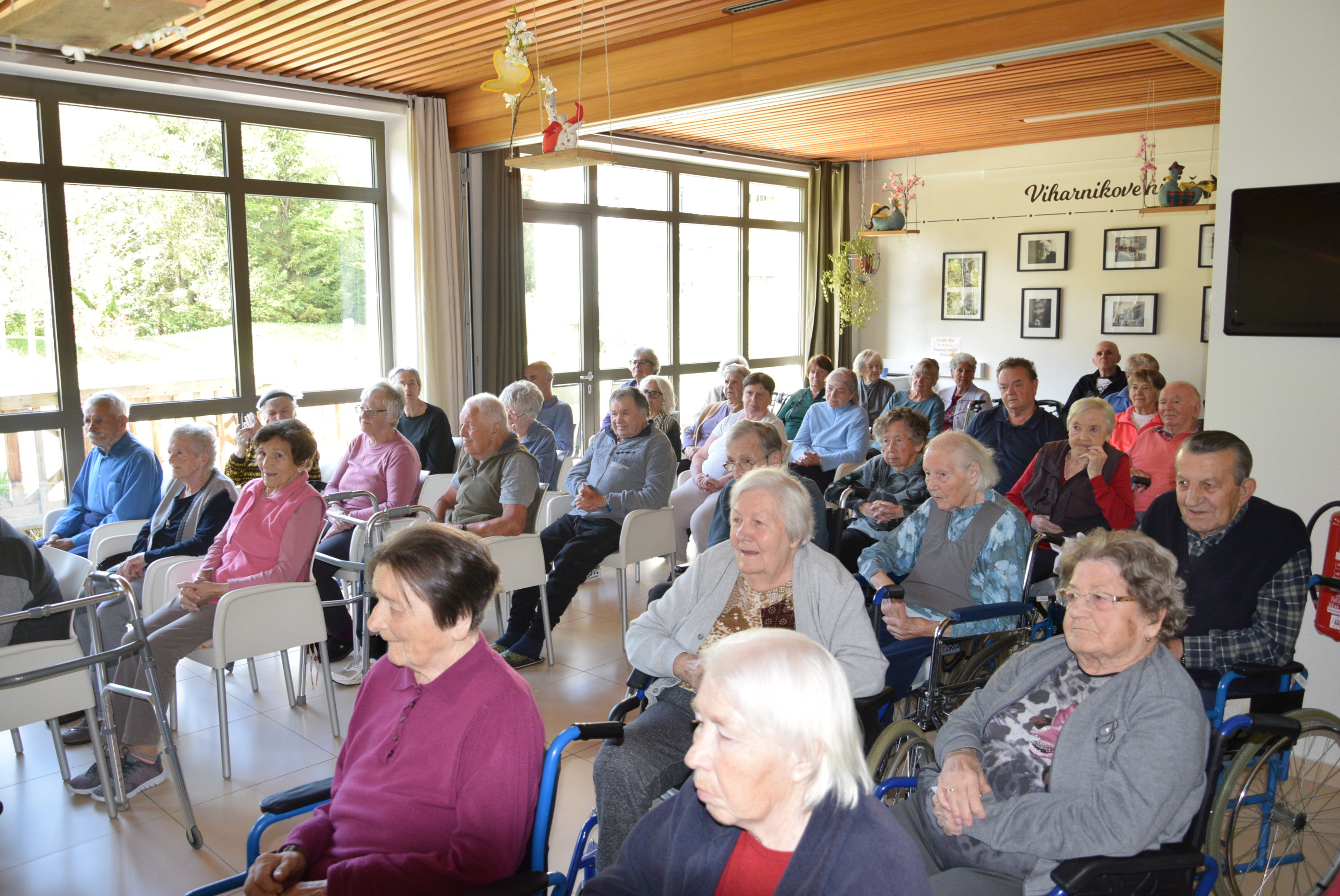 Slovenski teden v Viharniku