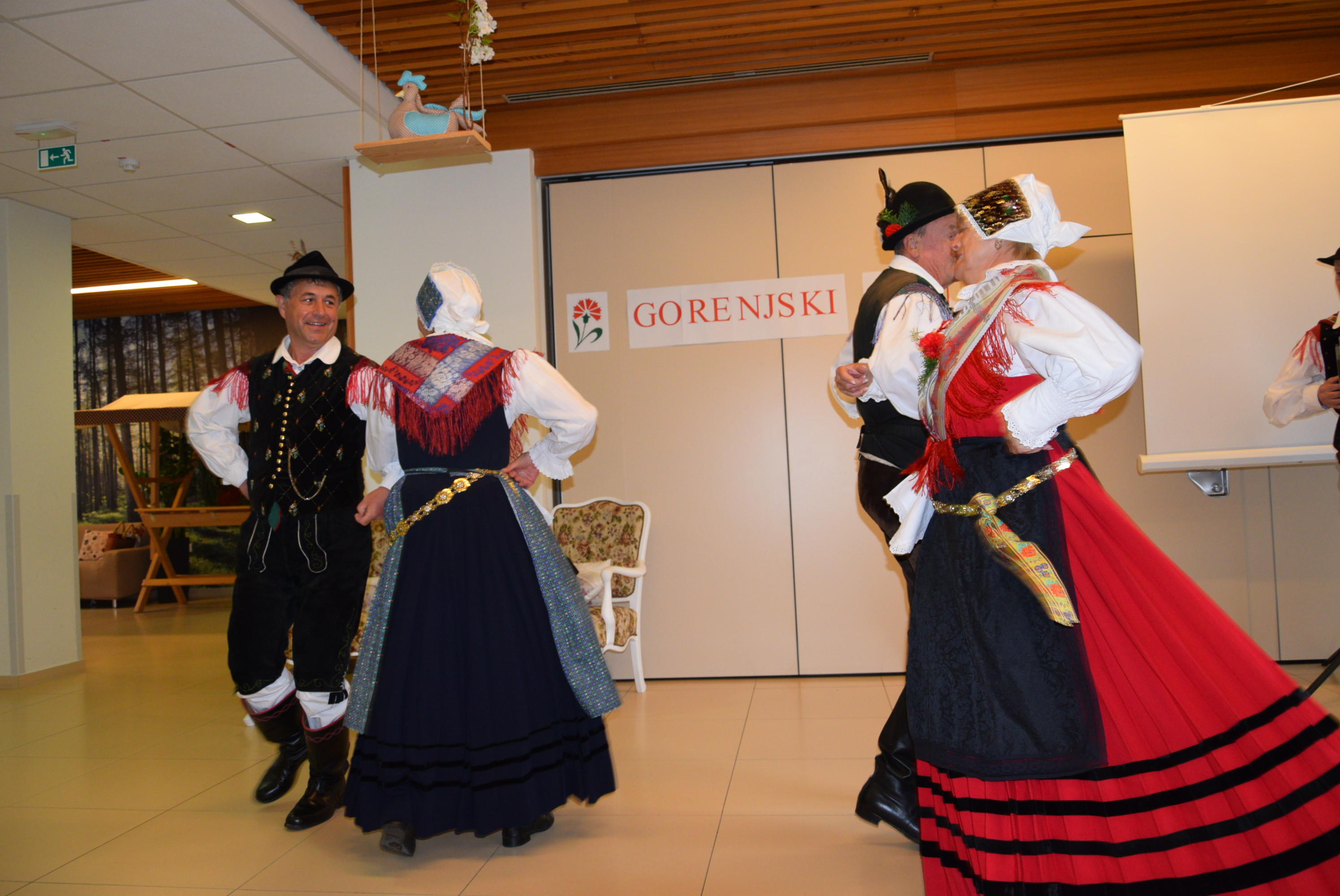 Slovenski teden v Viharniku