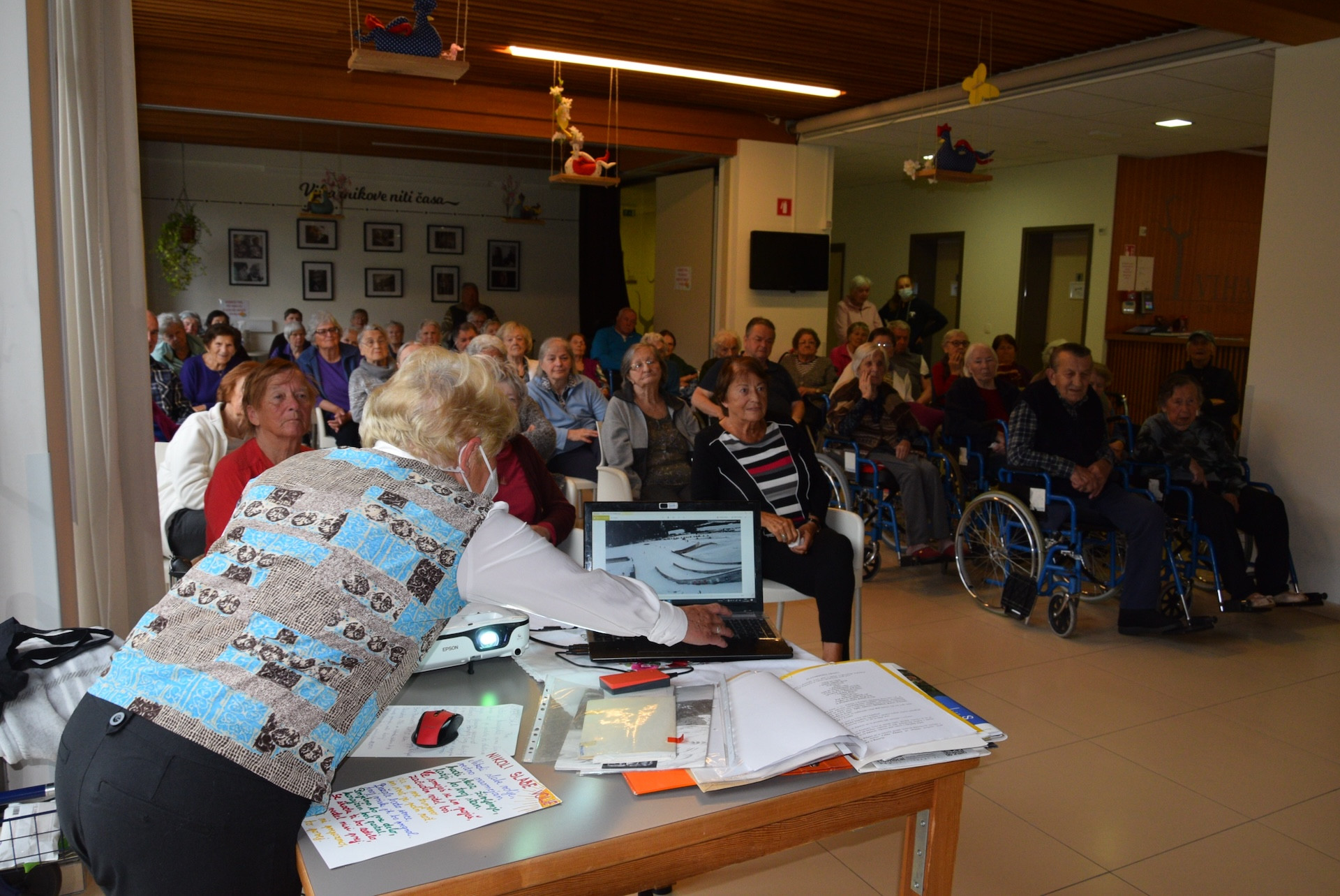 Slovenski teden v Viharniku