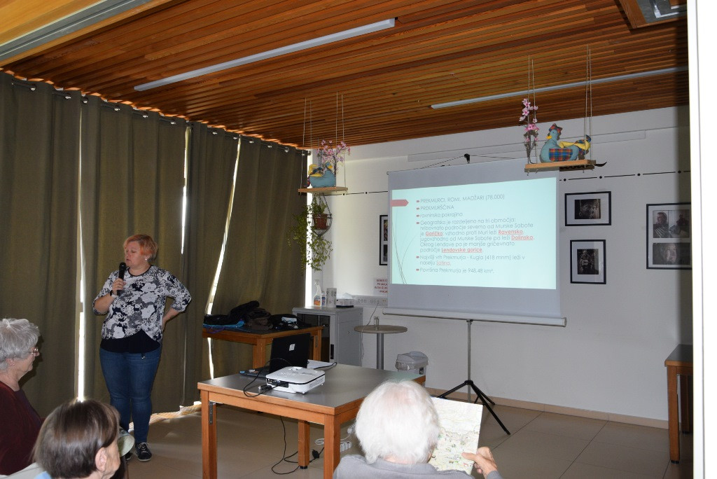 Slovenski teden v Viharniku