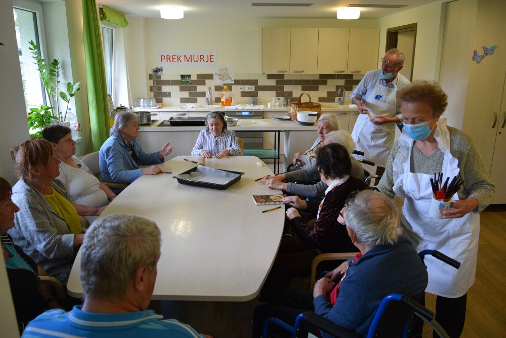 Slovenski teden v Viharniku