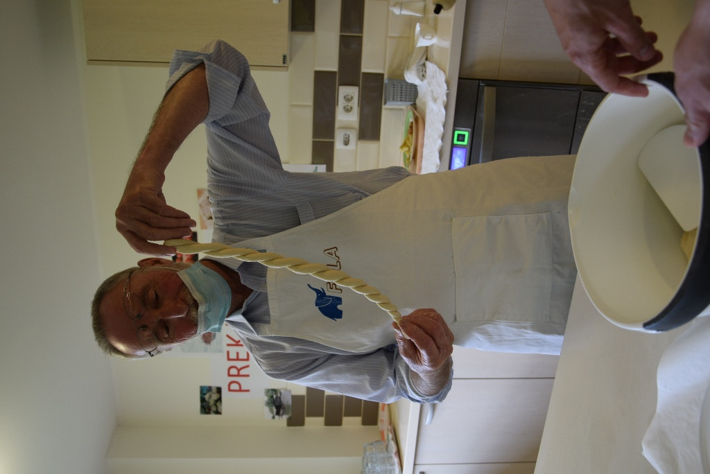 Slovenski teden v Viharniku