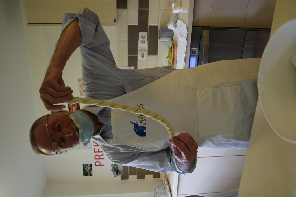 Slovenski teden v Viharniku