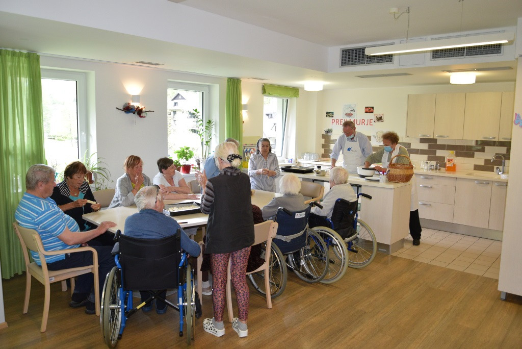 Slovenski teden v Viharniku