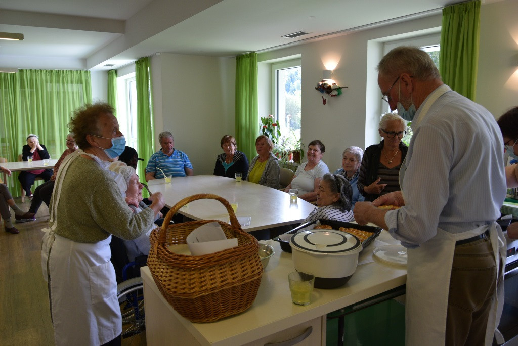 Slovenski teden v Viharniku