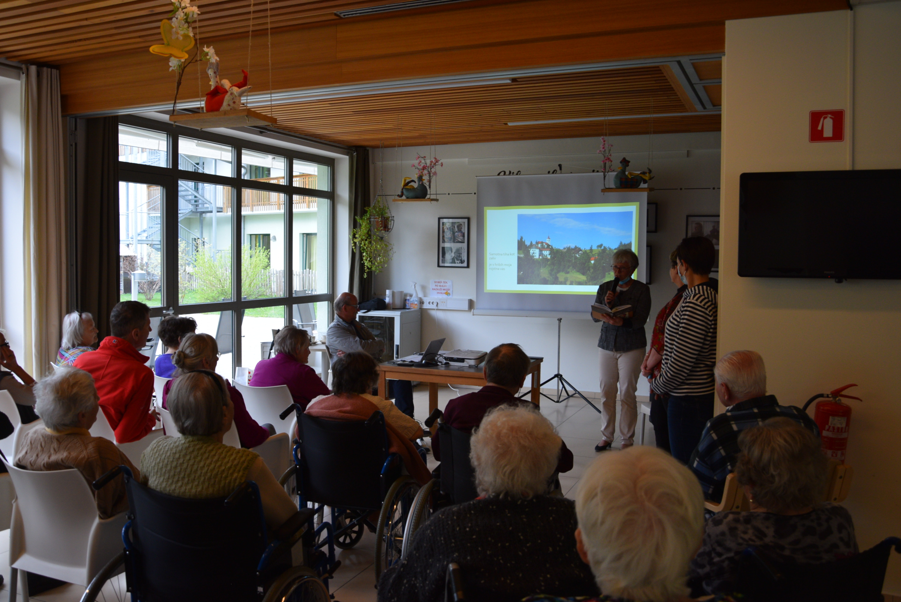 Slovenski teden v Viharniku