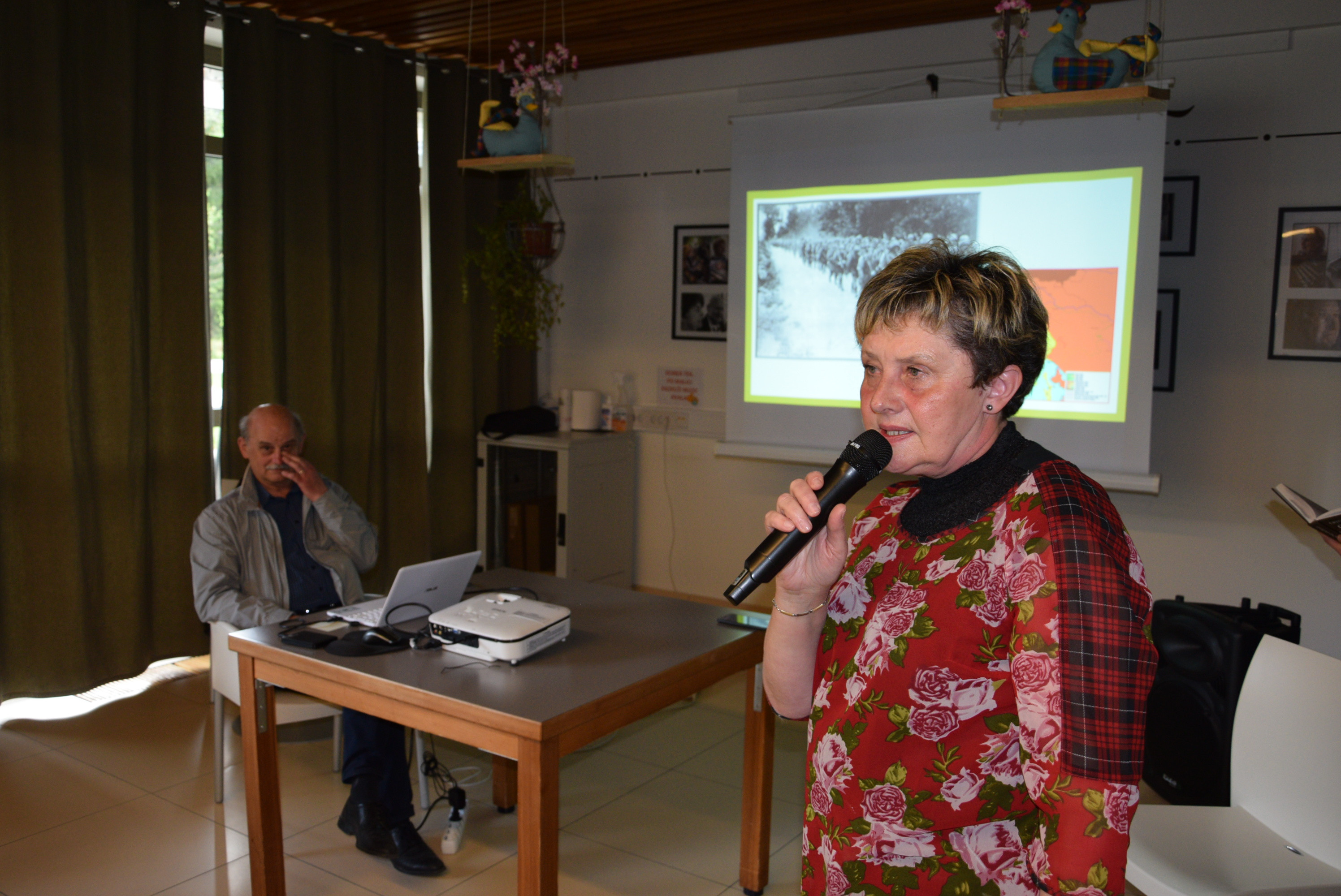 Slovenski teden v Viharniku