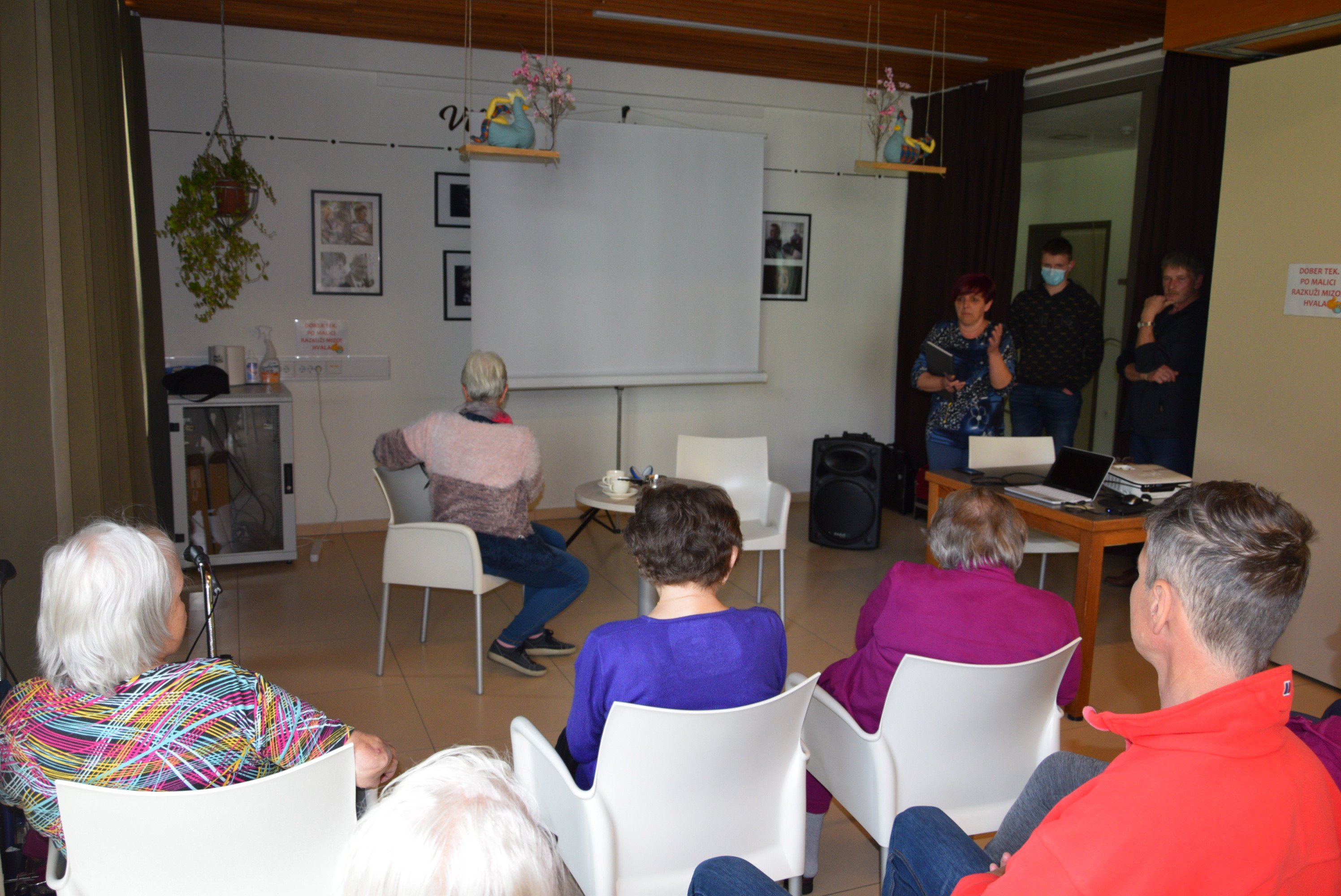 Slovenski teden v Viharniku