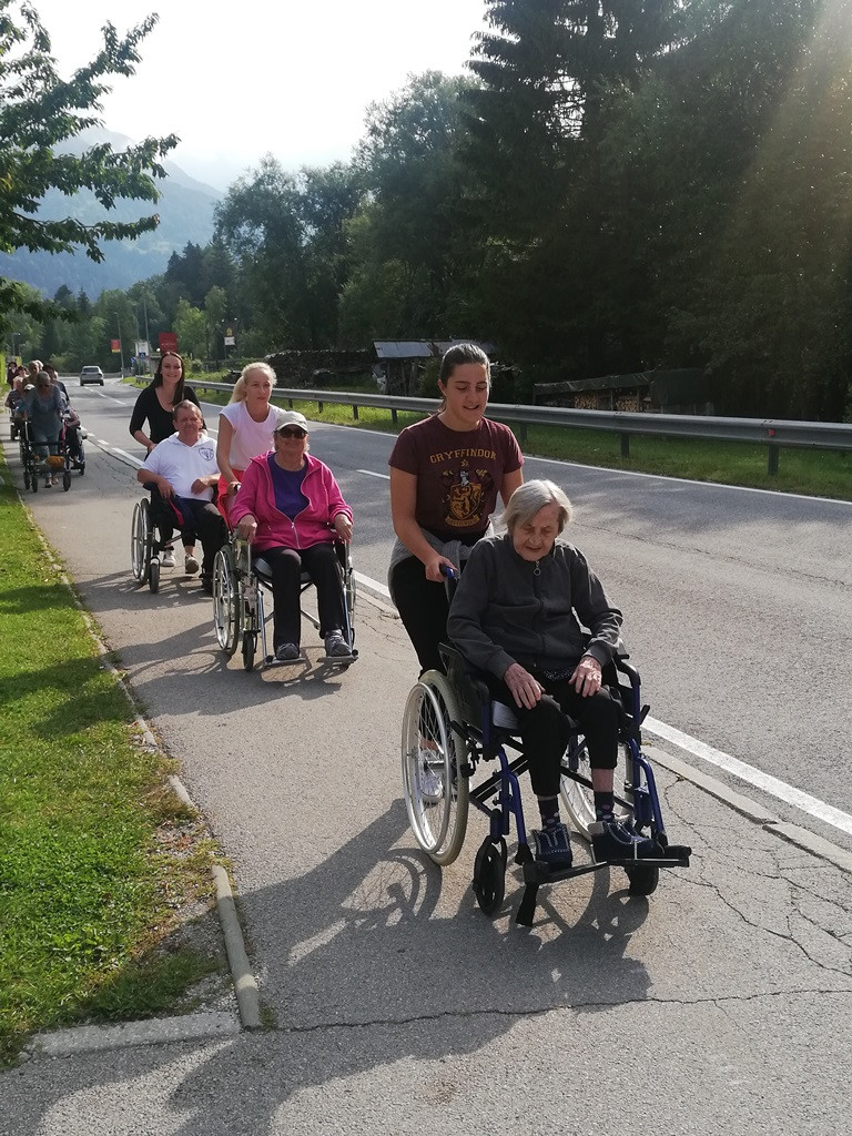 Sončno avgustovsko dopoldne