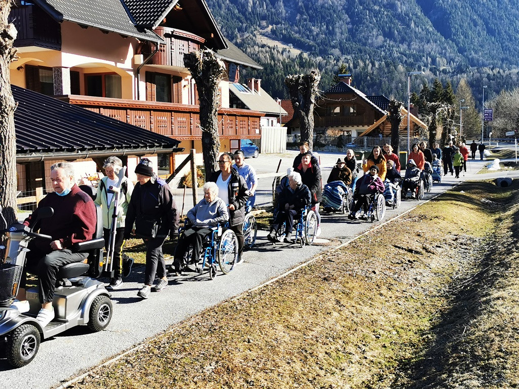 Spomladanski sprehod do Jasne